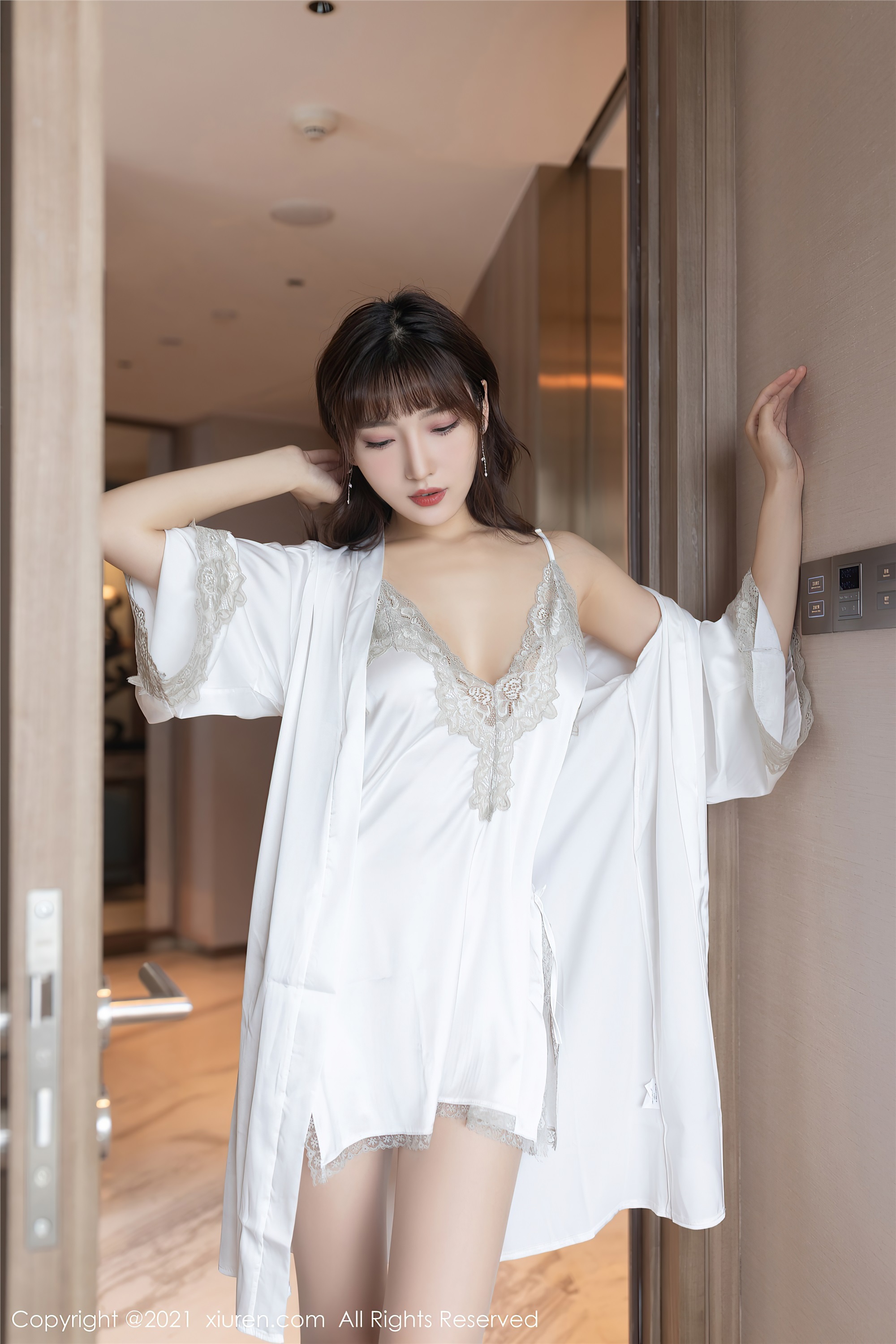 XIUREN秀人网 2021.08.26 No.3861 陆萱萱